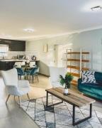 Goodness Century Apartment