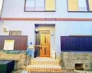 伊の屋 駅徒歩2分難波商圏空港直通住宅区戸建最大16人