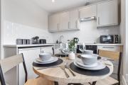 Top New Southgate