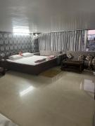 Penthouse with Terrace Garden