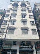 Leeza , By City Rooms