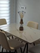 Top La Villa