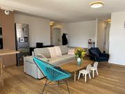 Port Frejus, 150 m de la plage, tres rare a la loc