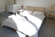 Bright and Spacious Esthers Room H Bright and Spacious Esthers Room H