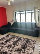 Casal central com piscina