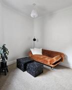 Designers 1-bedroom Flat