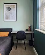 Designers 1-bedroom Flat