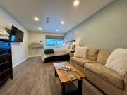 The Suites 1BR with Ski rental