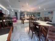 Flat Amarilis em Riviera São Lourenço - com arrumação, café manhã, wifi privat, toalhas praia e piscina e enxoval completo com trocas toalhas