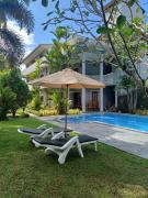 Roy villa Landside hotel