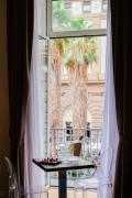 Top Naples