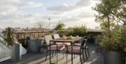 Amazing 2-bed flat with roof top terrace