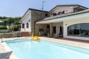 Villa con piscina - Livorno