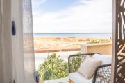 Mangroovy Seafront condo - Great Kite Surfing