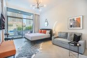 Stylish Studio Retreat Modern Stay in JVC