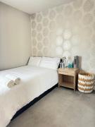 Ensuite Double Room with Balcony Ensuite Double Room with Balcony