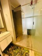 Luxury Studio Apartment next to Brooklyn Mall