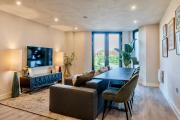 City Retreat for 4 with Free parking and Gym access City Retreat for 4 with Free parking and Gym access