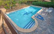 Pet Friendly Home In Cruzy Pet Friendly Home In Cruzy