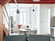 Mezzanine with courtyard in Porto