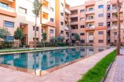 1BR Appart 2 min de M Avenue , Pool , Balcony & Parking & 24h j7 security