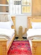 Single bed - Cozy dormitory - Surf territory