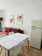 Super Comfy Port Fréjus Piscine 2 chambres 6 personnes