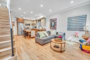 Luxe Townhome Newly-Built