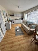 Hillview 1st floor apartment Hillview 1st floor apartment