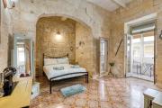Valletta Townhouse with Maltese Balcony