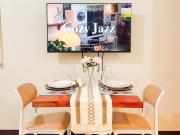 Stylish Condo, Venice BGC, Pool, WiFi #vlrtc29e