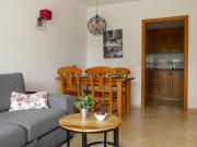 1 bedroom apartment with airconditioning and bath - max 4 guests