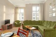 Spacious and Bright Apartment with Balcony near MTP by Noclegi Renters