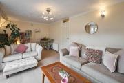 Host & Stay - Trinity Way