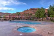 Kasa Kanab Modern Townhome Pet Friendly