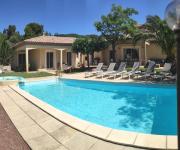 Fantastic Large Villa with Garden, Pool and Jacuzzi