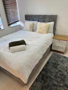 Modern 1 Bed flat in Maida Vale