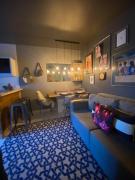 Apartamento studio decorado próximo a UNISUL