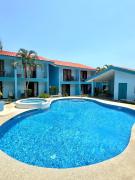 Pineapple Condo at Villa Riviera