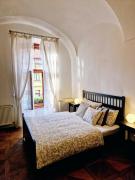 Marina Old Town Apartment with 1 free parking offsite