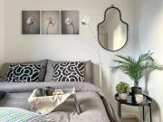 Cosy stylish Duntocher flat near Glasgow