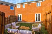 NEW!- 4 Bed 3 Bath House In Manchester by Greenstay Serviced Accommodation - FREE Parking - FAST 250 Mbps Wi-Fi - Ideal for Business, Families & Groups - Close to City Centre, Airport, Etihad Stadium NEW!- 4 Bed 3 Bath House In Manchester by Greenstay Serviced Accommodation - FREE Parking - FAST 250 Mbps Wi-Fi - Ideal for Business, Families & Groups - Close to City Centre, Airport, Etihad Stadium