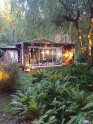 Gemütliches Ferienhaus am See, privater Steg, bei Berlin