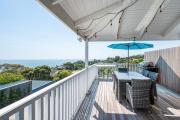 Mt Martha Coastal Retreat - Pool & Water Views