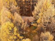 A traditional Japanese house with a sunken fireplace, located near Pippu Ski Resort