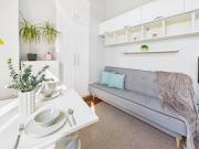 Exceptional Studio Located near Royal Baths Park by Noclegi Renters