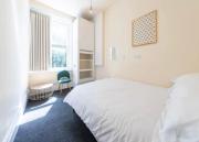 Spacious double room in Camden Town