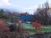 Grianain - Riverside Lodge with Mountain Views
