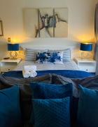 Dolphin Circle Bed and Breakfast