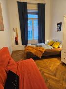 Lovely Riverside Rooms